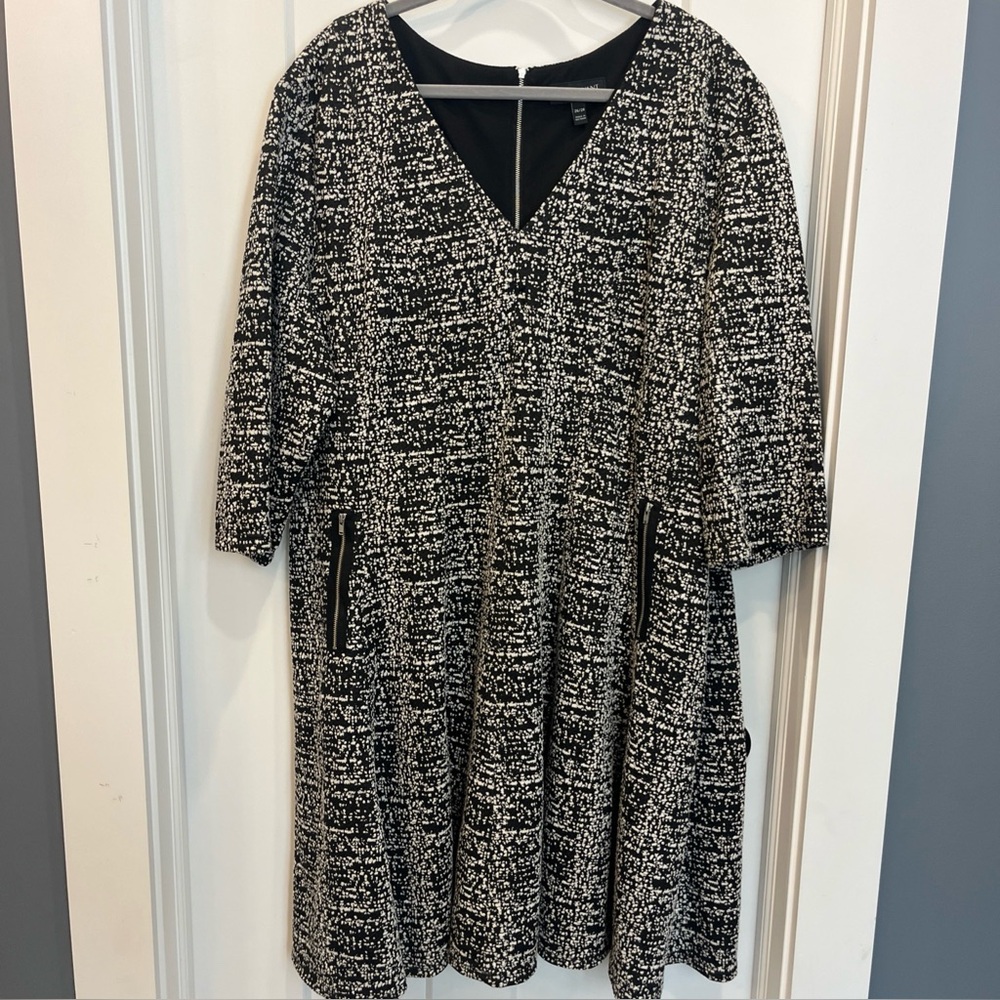 Lane Bryant Women’s Black White Short Dress Size 26/28 Zipper Pockets 3/4 Sleeve